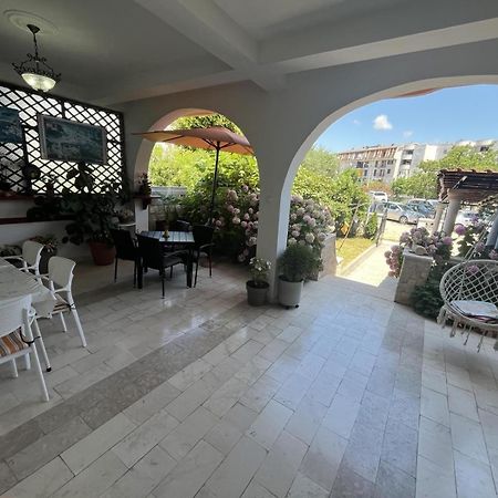 Studio Rooms Moncherie Ulcinj Exterior foto