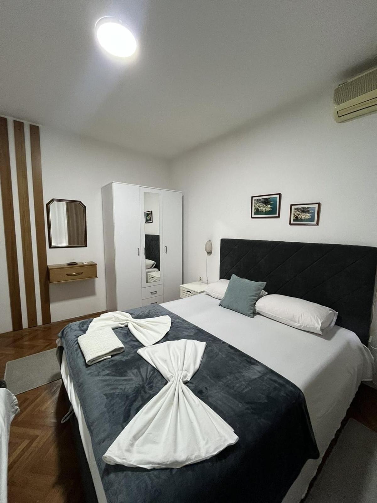 Studio Rooms Moncherie Ulcinj Exterior foto